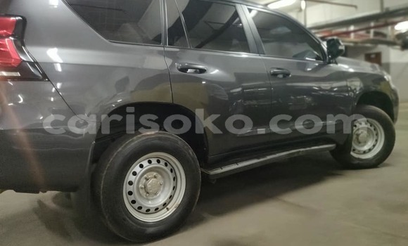 Sayi Na hannu Toyota Land Cruiser Prado Noir Mota in Kigali a Rwanda Sayi Na hannu Toyota Land Cruiser Prado Noir Mota in Kigali a Rwanda