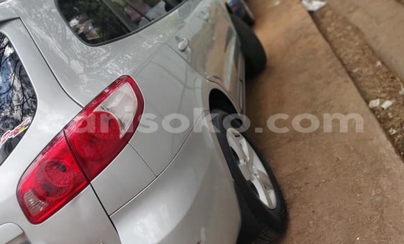 Sayi Na hannu Hyundai Santa Fe Gris Mota in Kigali a Rwanda Sayi Na hannu Hyundai Santa Fe Gris Mota in Kigali a Rwanda