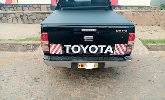 Sayi Na hannu Toyota Hilux Noir Mota in Kigali a Rwanda Sayi Na hannu Toyota Hilux Noir Mota in Kigali a Rwanda
