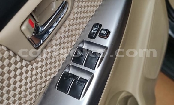 Sayi Na hannu Toyota Fortuner Noir Mota in Kigali a Rwanda Sayi Na hannu Toyota Fortuner Noir Mota in Kigali a Rwanda