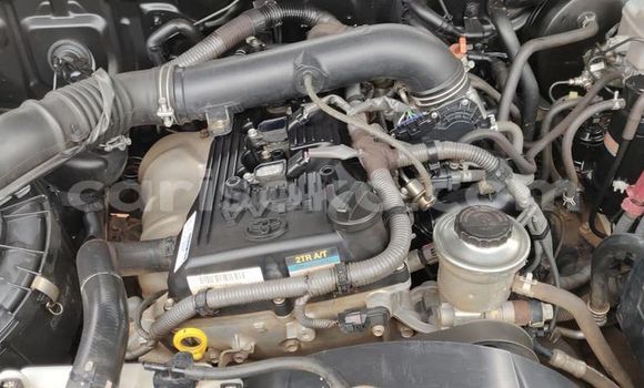 Sayi Na hannu Toyota Fortuner Noir Mota in Kigali a Rwanda Sayi Na hannu Toyota Fortuner Noir Mota in Kigali a Rwanda