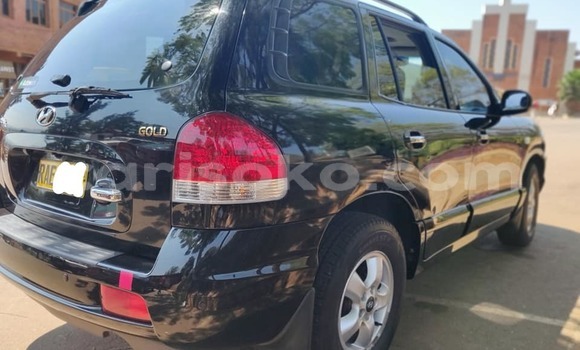 Sayi Na hannu Hyundai Santa Fe Noir Mota in Kigali a Rwanda Sayi Na hannu Hyundai Santa Fe Noir Mota in Kigali a Rwanda