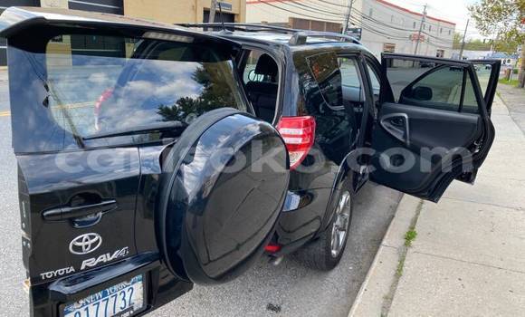 Buy Used Toyota RAV4 Beige Car in Gicumbi in Rwanda Buy Used Toyota RAV4 Beige Car in Gicumbi in Rwanda