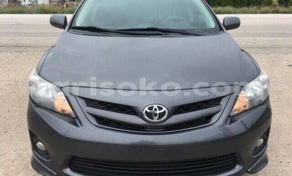 Sayi Na hannu Toyota Corolla Beige Mota in Gicumbi a Rwanda Sayi Na hannu Toyota Corolla Beige Mota in Gicumbi a Rwanda