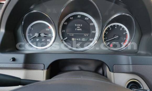 Acheter Occasion Voiture Mercedes-Benz KOMPRESSOR Beige à Gicumbi, Rwanda Acheter Occasion Voiture Mercedes-Benz KOMPRESSOR Beige à Gicumbi, Rwanda