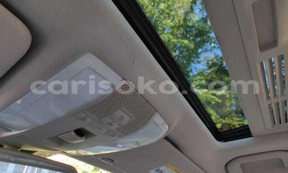 Acheter Occasion Voiture Mercedes-Benz KOMPRESSOR Beige à Gicumbi, Rwanda Acheter Occasion Voiture Mercedes-Benz KOMPRESSOR Beige à Gicumbi, Rwanda