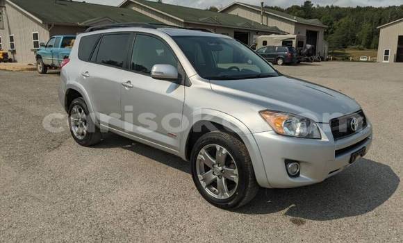 اشتري مستعمل Toyota RAV4 Gris سيارة في Gicumbi في Rwanda اشتري مستعمل Toyota RAV4 Gris سيارة في Gicumbi في Rwanda