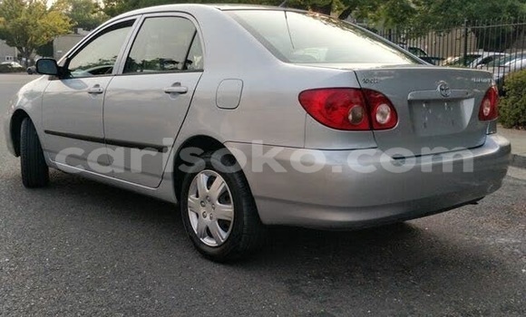 Acheter Occasion Voiture Toyota Corolla Gris à Kigali, Rwanda Acheter Occasion Voiture Toyota Corolla Gris à Kigali, Rwanda