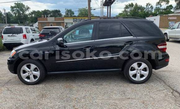 Buy Used Mercedes-Benz ML–Class Black Car in Kigali in Rwanda Buy Used Mercedes-Benz ML–Class Black Car in Kigali in Rwanda