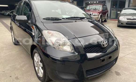 Sayi Na hannu Toyota Yaris Noir Mota in Kigali a Rwanda Sayi Na hannu Toyota Yaris Noir Mota in Kigali a Rwanda