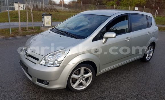 Buy Used Toyota Corolla Verso Silver Car in Kigali in Rwanda Buy Used Toyota Corolla Verso Silver Car in Kigali in Rwanda