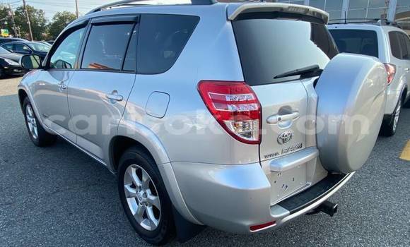 اشتري مستعمل Toyota RAV4 Gris سيارة في Kigali في Rwanda اشتري مستعمل Toyota RAV4 Gris سيارة في Kigali في Rwanda