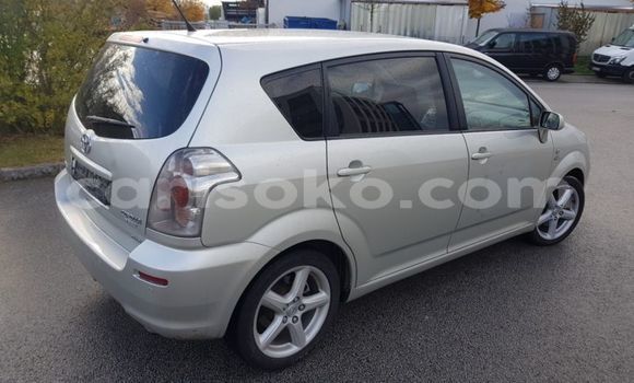 Buy Used Toyota Corolla Verso Silver Car in Kigali in Rwanda Buy Used Toyota Corolla Verso Silver Car in Kigali in Rwanda