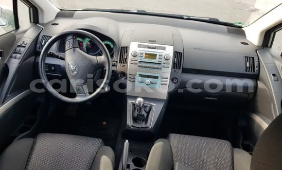 Buy Used Toyota Corolla Verso Silver Car in Kigali in Rwanda Buy Used Toyota Corolla Verso Silver Car in Kigali in Rwanda