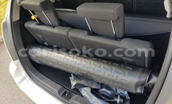 Buy Used Toyota Corolla Verso Silver Car in Kigali in Rwanda Buy Used Toyota Corolla Verso Silver Car in Kigali in Rwanda