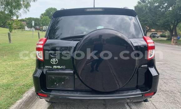Sayi Na hannu Toyota RAV4 Noir Mota in Kigali a Rwanda Sayi Na hannu Toyota RAV4 Noir Mota in Kigali a Rwanda