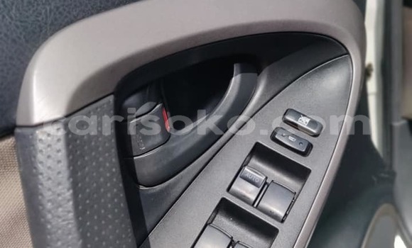 اشتري مستعمل Toyota RAV4 Blanc سيارة في Kigali في Rwanda اشتري مستعمل Toyota RAV4 Blanc سيارة في Kigali في Rwanda