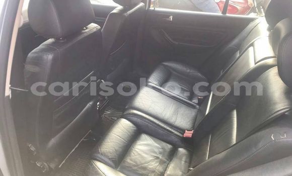 اشتري مستعمل Volkswagen Golf Gris سيارة في Kigali في Rwanda اشتري مستعمل Volkswagen Golf Gris سيارة في Kigali في Rwanda
