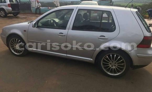 اشتري مستعمل Volkswagen Golf Gris سيارة في Kigali في Rwanda اشتري مستعمل Volkswagen Golf Gris سيارة في Kigali في Rwanda