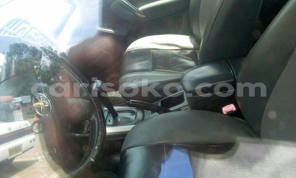 اشتري مستعمل Toyota RAV4 Noir سيارة في Kigali في Rwanda اشتري مستعمل Toyota RAV4 Noir سيارة في Kigali في Rwanda