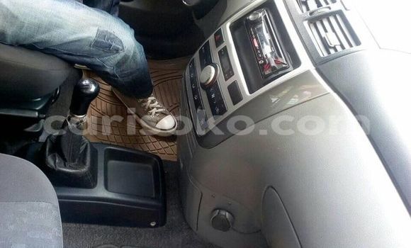 اشتري مستعمل Toyota Avensis Vert سيارة في Kigali في Rwanda اشتري مستعمل Toyota Avensis Vert سيارة في Kigali في Rwanda