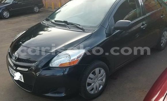 Acheter Occasion Voiture Toyota Yaris Noir à Kigali, Rwanda Acheter Occasion Voiture Toyota Yaris Noir à Kigali, Rwanda