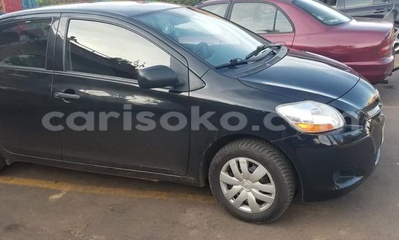 Acheter Occasion Voiture Toyota Yaris Noir à Kigali, Rwanda Acheter Occasion Voiture Toyota Yaris Noir à Kigali, Rwanda