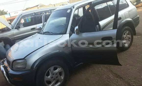 اشتري مستعمل Toyota RAV4 Gris سيارة في Kigali في Rwanda اشتري مستعمل Toyota RAV4 Gris سيارة في Kigali في Rwanda