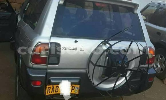 اشتري مستعمل Toyota RAV4 Gris سيارة في Kigali في Rwanda اشتري مستعمل Toyota RAV4 Gris سيارة في Kigali في Rwanda
