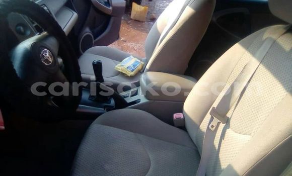 اشتري مستعمل Toyota RAV4 Noir سيارة في Kigali في Rwanda اشتري مستعمل Toyota RAV4 Noir سيارة في Kigali في Rwanda