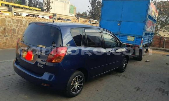 اشتري مستعمل Toyota Spacio Bleu سيارة في Kigali في Rwanda اشتري مستعمل Toyota Spacio Bleu سيارة في Kigali في Rwanda