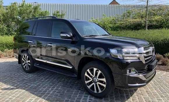 Buy Used Toyota Land Cruiser White Car in Kigali in Rwanda Buy Used Toyota Land Cruiser White Car in Kigali in Rwanda