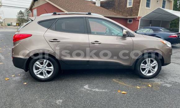 Buy Used Hyundai Tucson Brown Car in Kigali in Rwanda Buy Used Hyundai Tucson Brown Car in Kigali in Rwanda