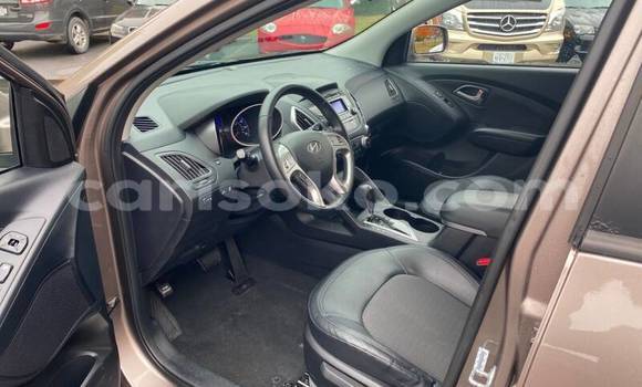 Buy Used Hyundai Tucson Brown Car in Kigali in Rwanda Buy Used Hyundai Tucson Brown Car in Kigali in Rwanda