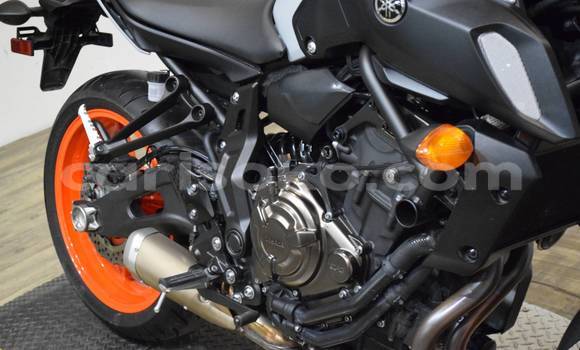 Sayi Na hannu Yamaha MT Noir Motsi in Kigali a Rwanda Sayi Na hannu Yamaha MT Noir Motsi in Kigali a Rwanda