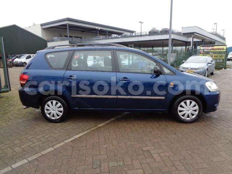 Big with watermark toyota avensis verso rwanda kigali 13403