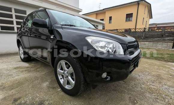 Sayi Na hannu Toyota RAV4 Noir Mota in Kigali a Rwanda Sayi Na hannu Toyota RAV4 Noir Mota in Kigali a Rwanda