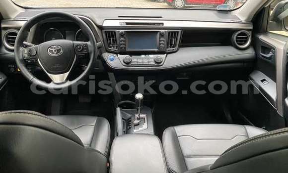 Buy Used Toyota RAV4 White Car in Kigali in Rwanda Buy Used Toyota RAV4 White Car in Kigali in Rwanda
