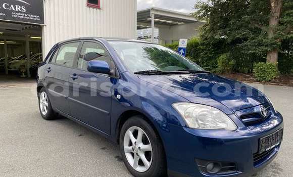 Sayi Na hannu Toyota Corolla Bleu Mota in Kigali a Rwanda Sayi Na hannu Toyota Corolla Bleu Mota in Kigali a Rwanda