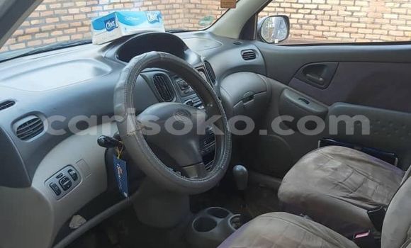 اشتري مستعمل Toyota Yaris Verso Gris سيارة في Bokwango في Rwanda اشتري مستعمل Toyota Yaris Verso Gris سيارة في Bokwango في Rwanda