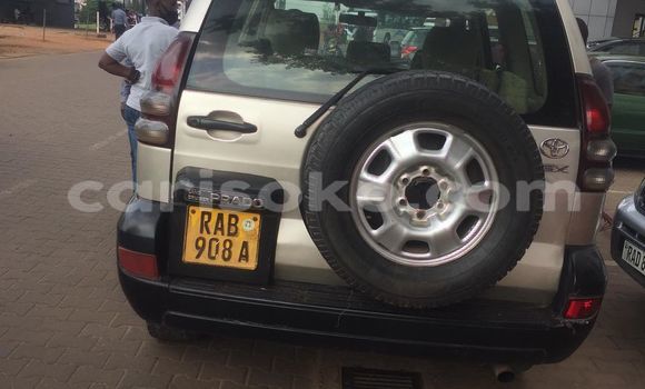 Buy Used Toyota Land Cruiser Beige Car in Bokwango in Rwanda Buy Used Toyota Land Cruiser Beige Car in Bokwango in Rwanda