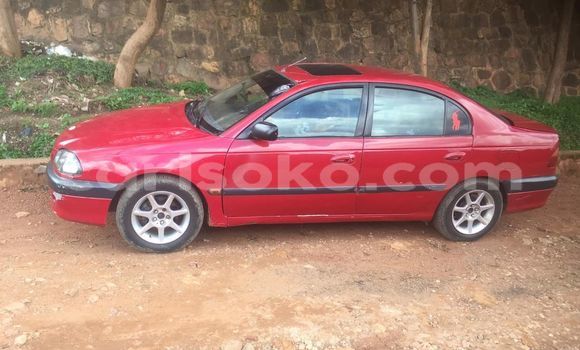 اشتري مستعمل Toyota Avensis Rouge سيارة في Bokwango في Rwanda اشتري مستعمل Toyota Avensis Rouge سيارة في Bokwango في Rwanda