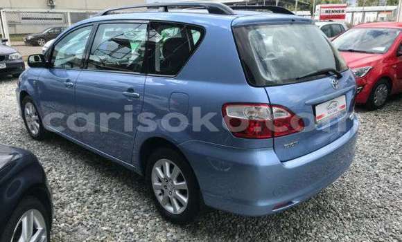 Buy Used Toyota Avensis Verso Blue Car in Kigali in Rwanda Buy Used Toyota Avensis Verso Blue Car in Kigali in Rwanda