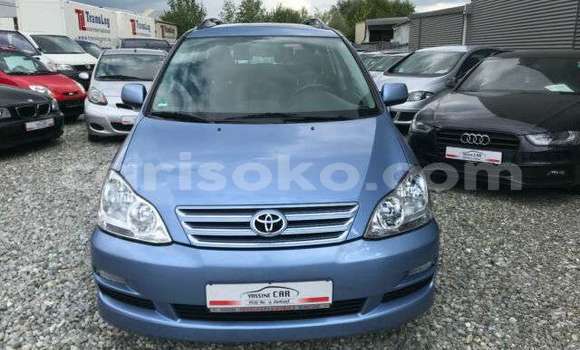 Buy Used Toyota Avensis Verso Blue Car in Kigali in Rwanda Buy Used Toyota Avensis Verso Blue Car in Kigali in Rwanda