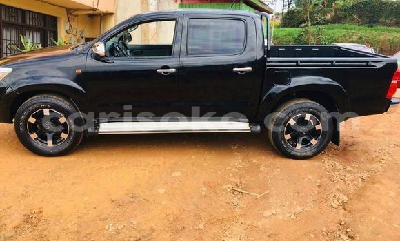 Sayi Na hannu Toyota Hilux Noir Mota in Kigali a Rwanda Sayi Na hannu Toyota Hilux Noir Mota in Kigali a Rwanda
