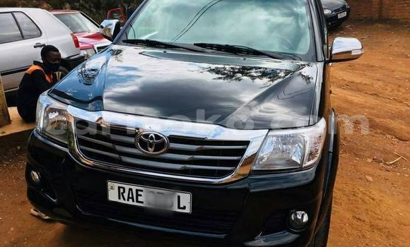 Sayi Na hannu Toyota Hilux Noir Mota in Kigali a Rwanda Sayi Na hannu Toyota Hilux Noir Mota in Kigali a Rwanda