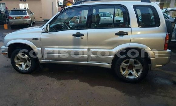 Sayi Na hannu Suzuki Grand Vitara Gris Mota in Kigali a Rwanda Sayi Na hannu Suzuki Grand Vitara Gris Mota in Kigali a Rwanda
