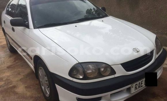 Sayi Na hannu Toyota Avensis Blanc Mota in Kigali a Rwanda Sayi Na hannu Toyota Avensis Blanc Mota in Kigali a Rwanda