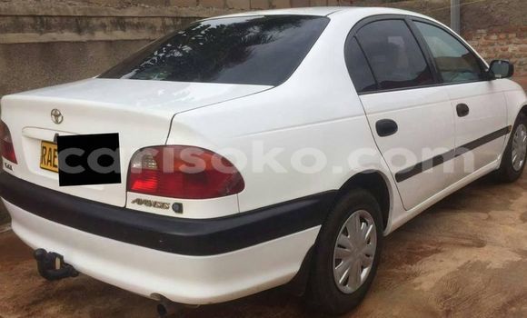 Sayi Na hannu Toyota Avensis Blanc Mota in Kigali a Rwanda Sayi Na hannu Toyota Avensis Blanc Mota in Kigali a Rwanda