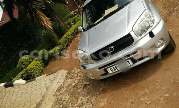 Sayi Na hannu Toyota RAV4 Gris Mota in Kigali a Rwanda Sayi Na hannu Toyota RAV4 Gris Mota in Kigali a Rwanda